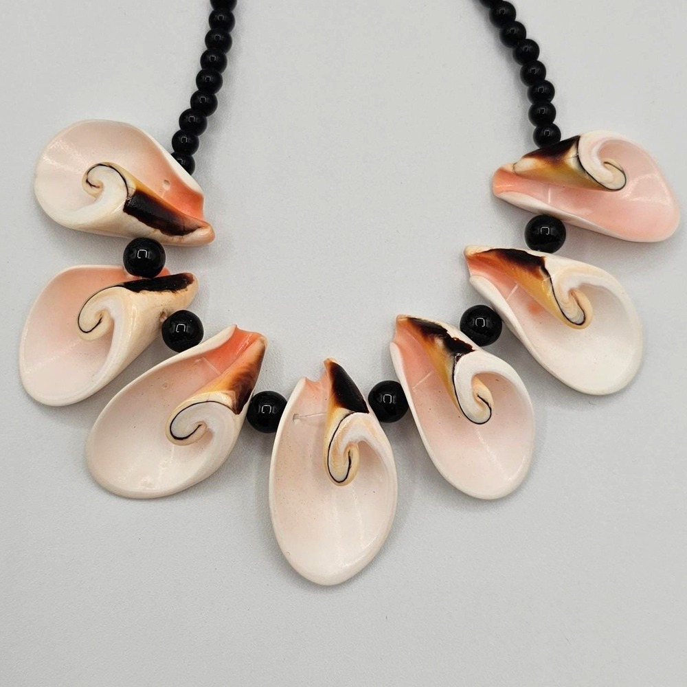 Vtg Sea Shell Conch Statement Necklace Luhuanas Black Beads Pink Beach Coastal
